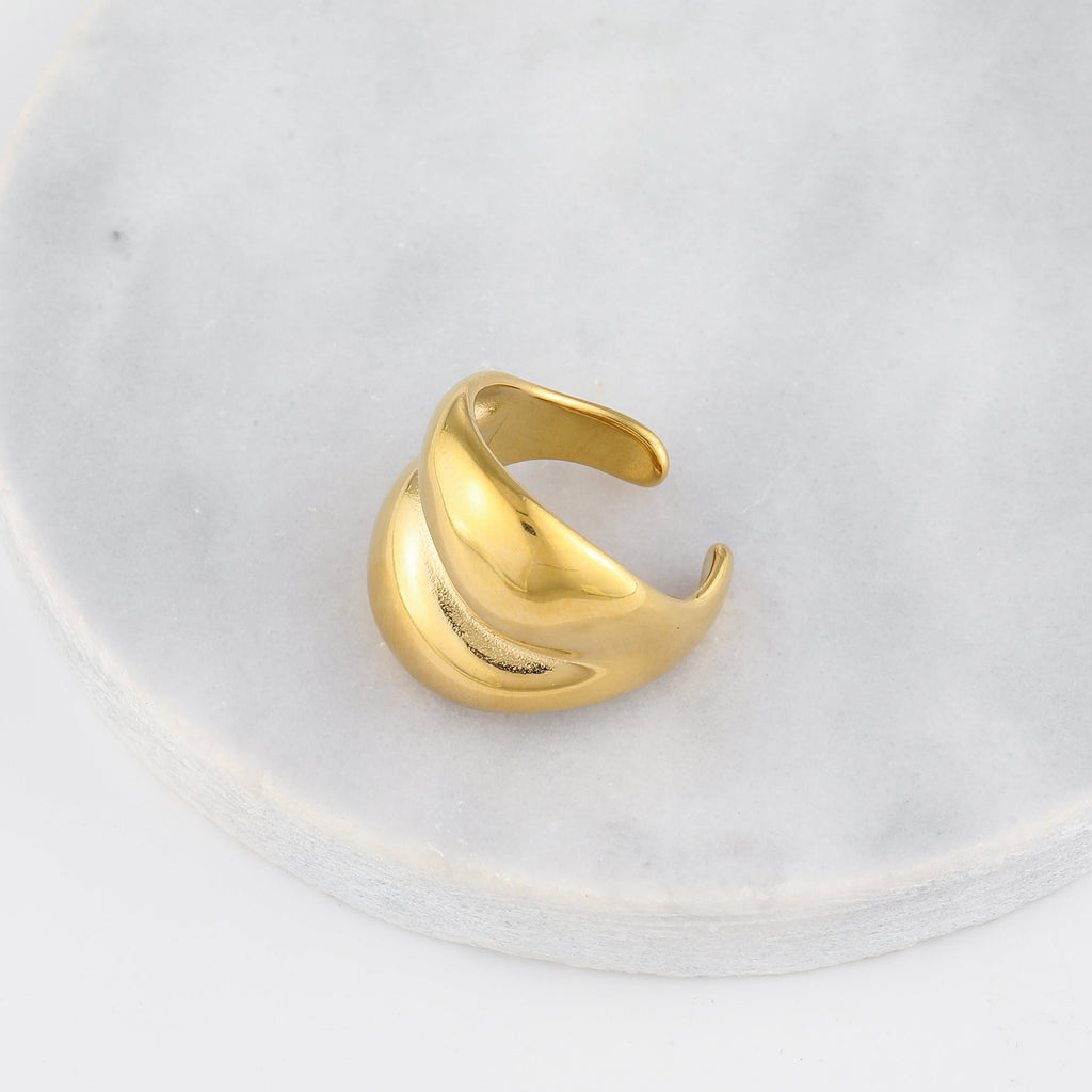 Crossover Dome Ring