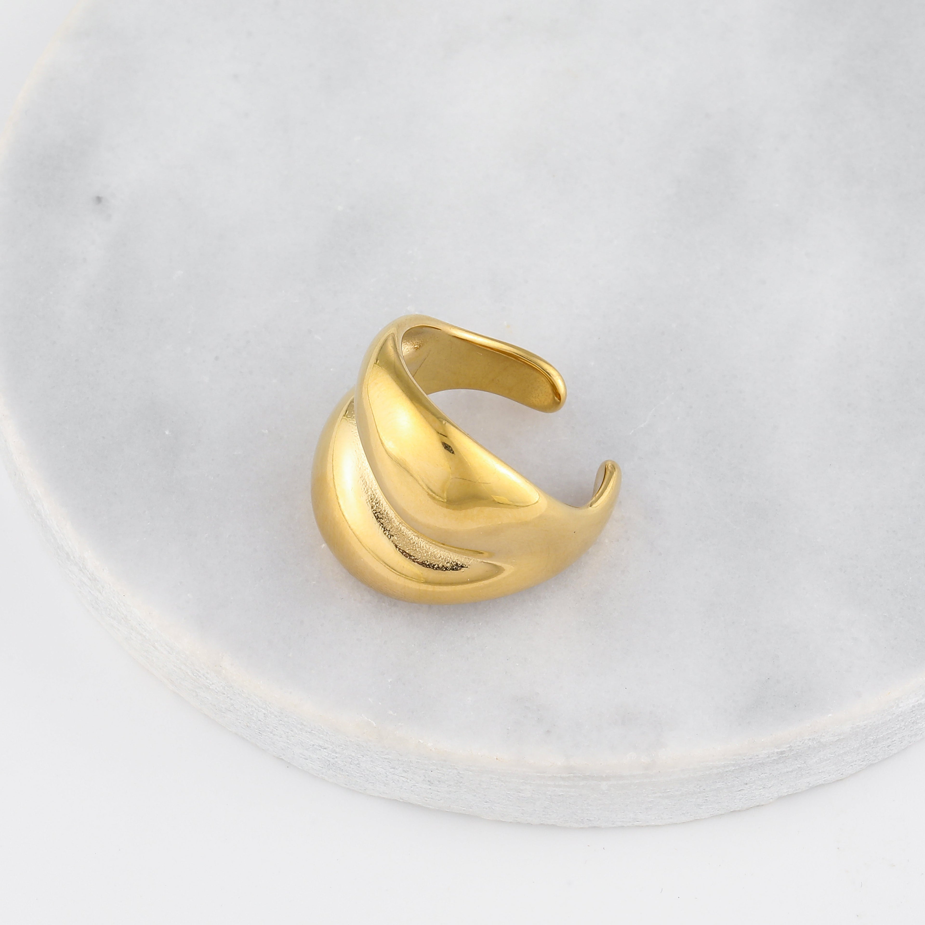 Crossover Dome Ring