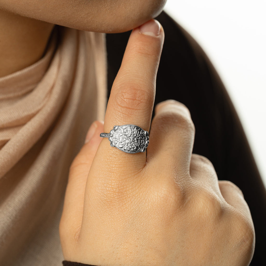 "Walk to Me, and I'll run to you" Medallion Ring | Women